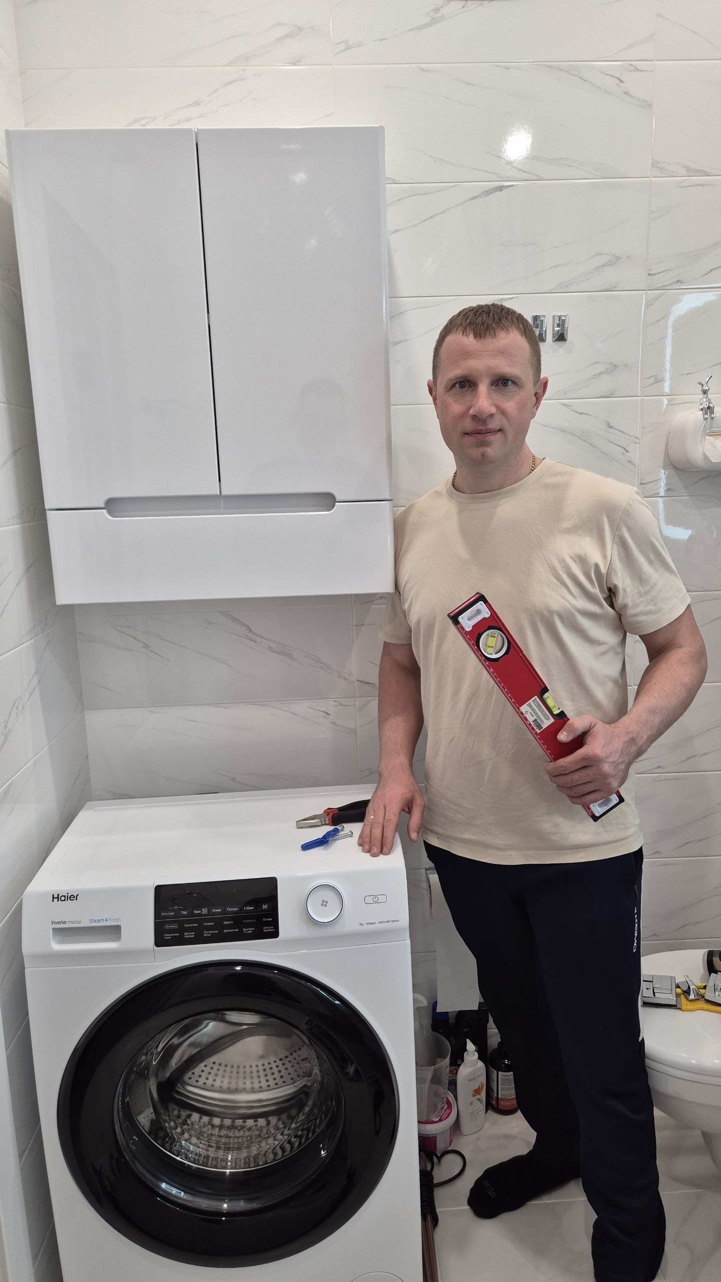 Установка стиральной машины и мебели в ванной в Краснодаре